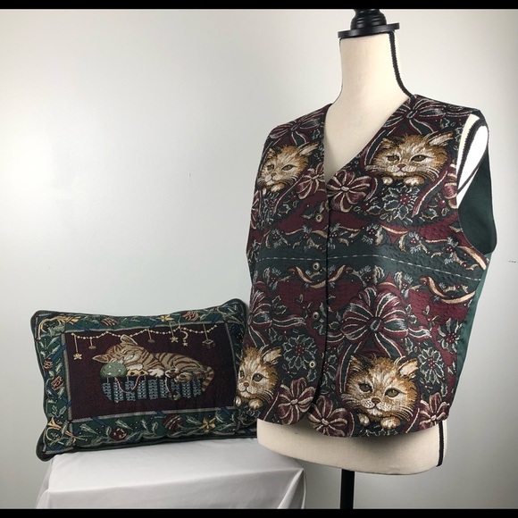 northern traditions Accessories - Vintage cottage core Christmas cat vest and pillow set Green and burgundy size L